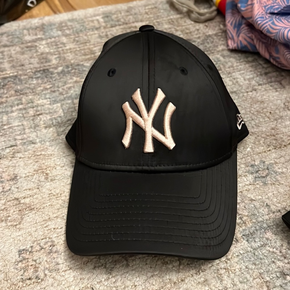 Yankees hat